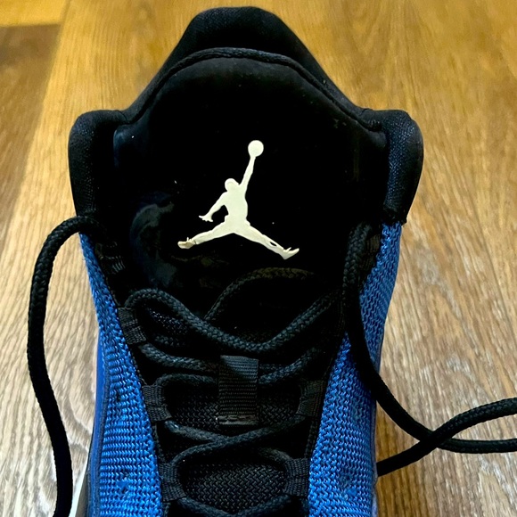 Nike Air Jordan Max Aura 2 Black Game Royal Men’s Shoes - Picture 5 of 7